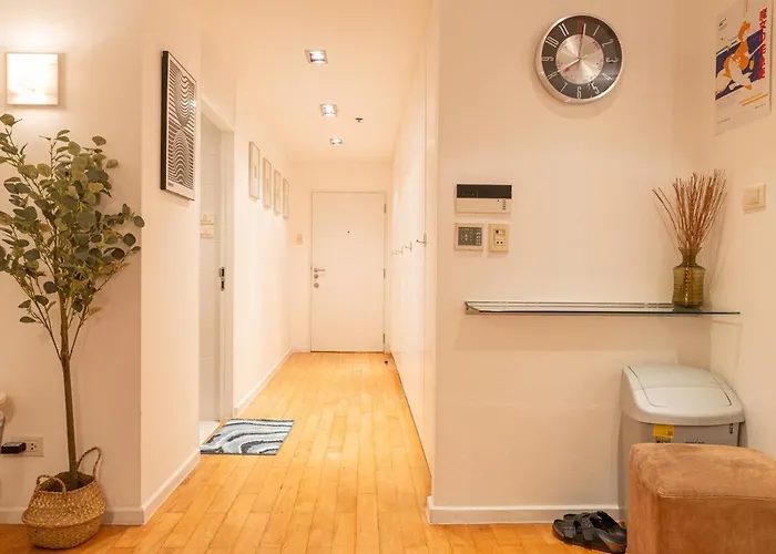 Silom Apartment